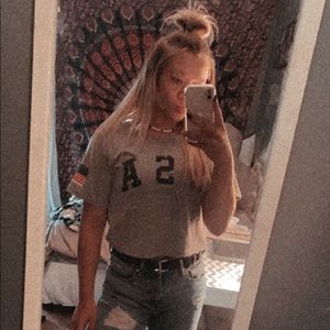 Meet your Posher, Alexis